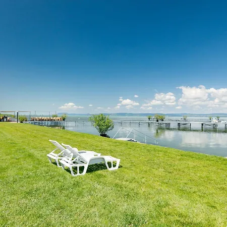 Maria By Interhome *